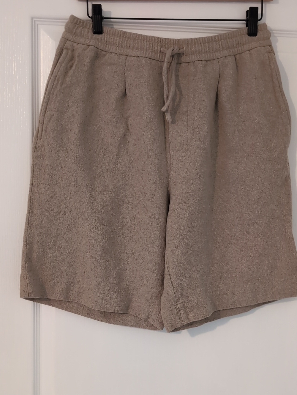 Zara Men's Beige Athletic Shorts